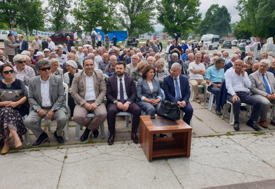 Başkan Özel Akpınar’da Pilav Günü Etkinliğinde 