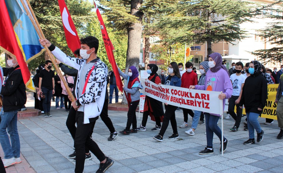 Ladik’te Cumhuriyet’in 97’nci Yıl Dönümü Kutlandı 