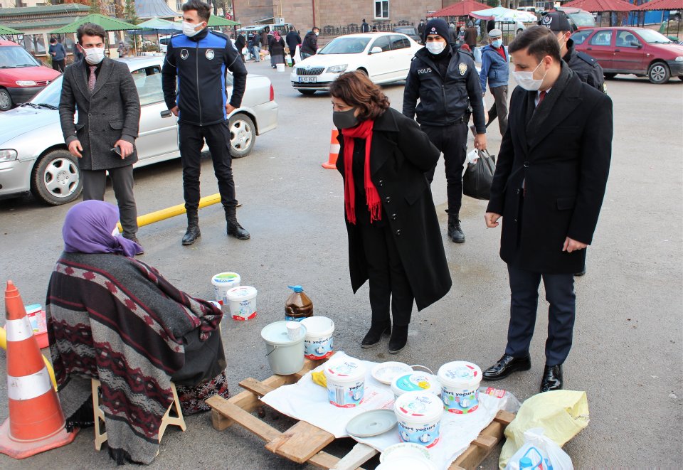 Başkan Özel, Kaymakam Kaya ile Esnafı Ziyaret Etti