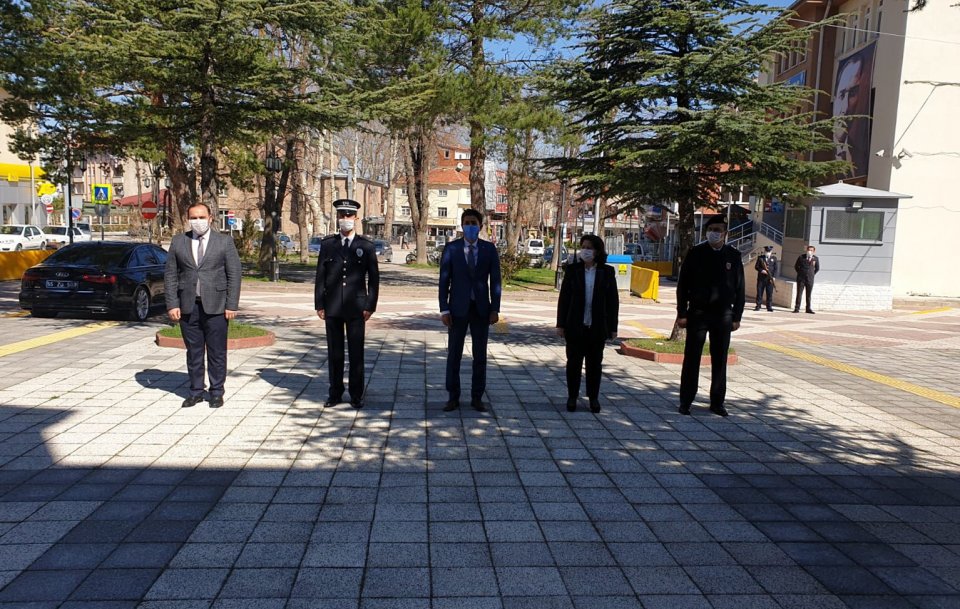 Başkan Özel Polis Haftası Çelenk Sunma Törenine Katıldı