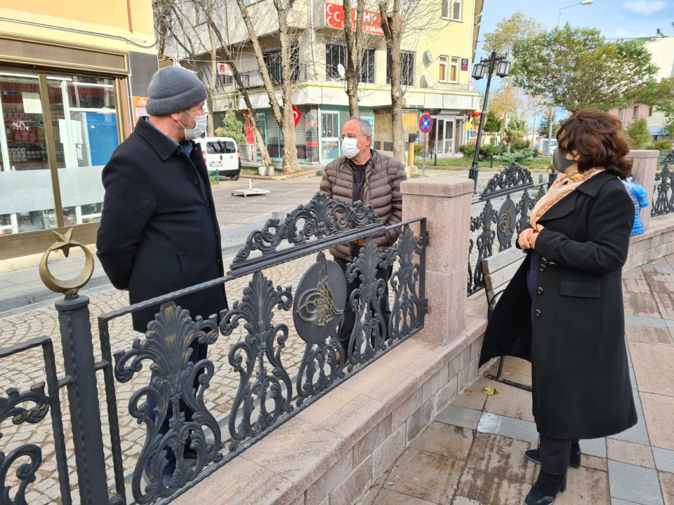 Başkan Özel Kısıtlama Gününde Vatandaşlarla ve Esnafla Sohbet Etti