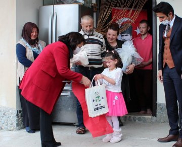 Ladik’te Bayram Coşkusu Evlere Taşındı