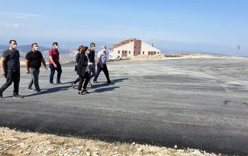 Başkan Özel Kayak Merkezindeki Yol Çalışmalarını İnceledi