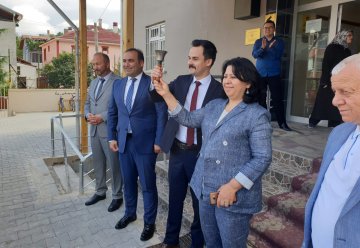 Belediye Başkanımız Nurhan Yapıcı Özel İlk Ders Zilini Çaldı