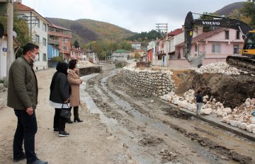 Başkan Özel Dere Islah Çalışmalarını İnceledi