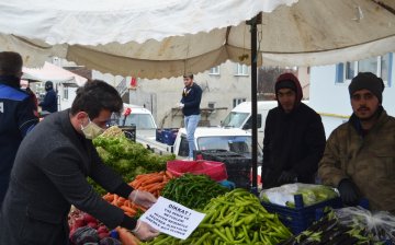 Ladik Pazarında Uyarı ve Bilgilendirme Faaliyetleri