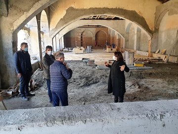 Başkan Özel, Genel Sekreter Yardımcısı Küçükgöncü ve Fen İşleri Daire Başkanı Köksal ile Ladik’teki Çalışmaları İncelediler 