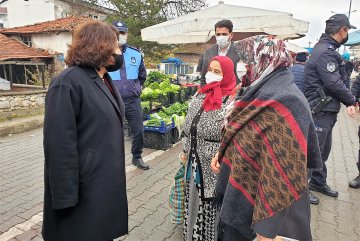 Başkan Özel, Pazarda Esnaf ve Vatandaşlarla Bir Araya Geldi